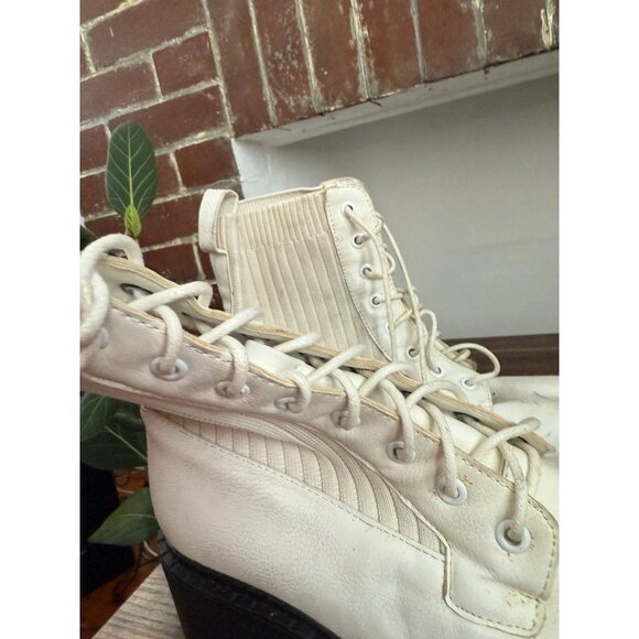 Unilady women’s size 6.5 white heeled boots - Picture 8 of 11